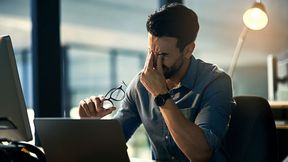 NIS2 kann für einige Unternehmen Stress bedeuten, weil enge Meldefristen bei oft unvollständiger Informationslage sowie parallele DSGVO‑, Kommunikations‑ und Koordinationspflichten schnelle, bereichsübergreifende Entscheidungen und klar geregelte Governance erzwingen. (Bild: Jadon Bester/peopleimages.com - stock.adobe.com)