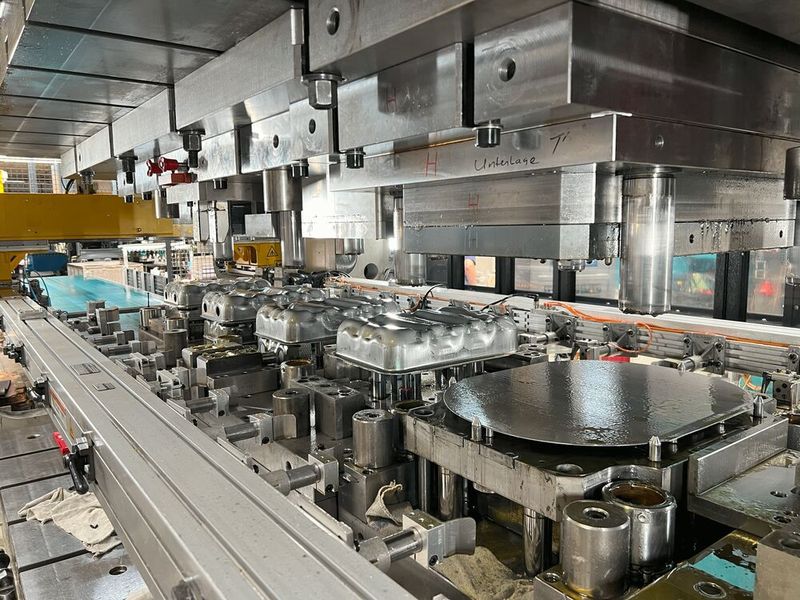 Aldinger fertigt anspruchsvolle Ziehteile bis zu 3 mm Dicke auf 800-Tonnen-Pressen. „Orangenhaut“ und unerwünschte Markierungen werden vom Stampack Volumensolver bereits frühzeitig nach Konzeption der Methode aufgezeigt. (Bild: Aldinger/Stampack)