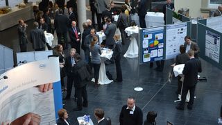 About 160 professionals from institutes and industries usedd the opportunity to discuss the development of personalised treatments.  (Picture: PROCESS)