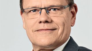 Claus Oetter: „Gerade bei variantenreichen Produkten mit hohen technischen Abhängigkeiten, wie sie im Maschinen- und Anlagenbau üblich sind, ist der Einsatz von CPQ-Lösungen sinnvoll.“ (Uwe Noelke)