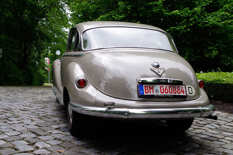 Nur wenig mehr als 20.000 Einheiten des Barockengels prduzierte BMW. Mit dem Auslaufen der Baureihe im Jahr 1964 (3200 CS Bertone bis 1965) war die V8-Ära zunächst beendet. Erst 1987 führte BMW mit dem 750i/iL überhaupt wieder ein Fahrzeug mit mehr als sechs Zylindern ein. (Foto: SP-X)