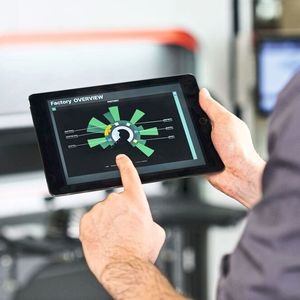 Stets im Blick: Terminals stellen sämtliche Informationen über die aktuellen Funktionen der integrierten Maschinen bereit.