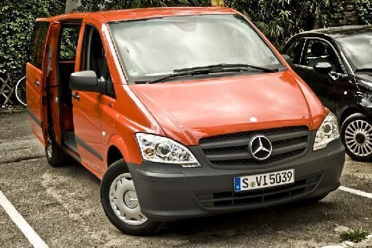 Wer möchte, kann auch den Vito mit umfangreicher Sonderausstatung aufwerten. Die Liste des verfügbaren Zubehörs ist wie auch beim Viano sehr lang. (Fotos: Jaro Suffner) (Archiv: Vogel Business Media)