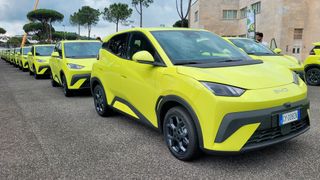 Der BYD Dolphin Surf soll zum Marktstart auch bei Finn im Autoabo verfügbar sein. (Bild: Wehner - VCG)