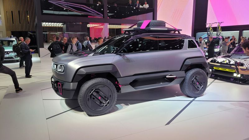 Renault ist auf dem Retro-Trip. Die Studie 4-Ever Trophy gibt einen Ausblick auf die Rückkehr des R4 als SUV. (Bild: Wehner/Vogel Communication Group)