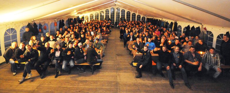 Alle 210 Wikinger hatten die Weisheit der Wikinger intus  (Metzler: Vater live GmbH)