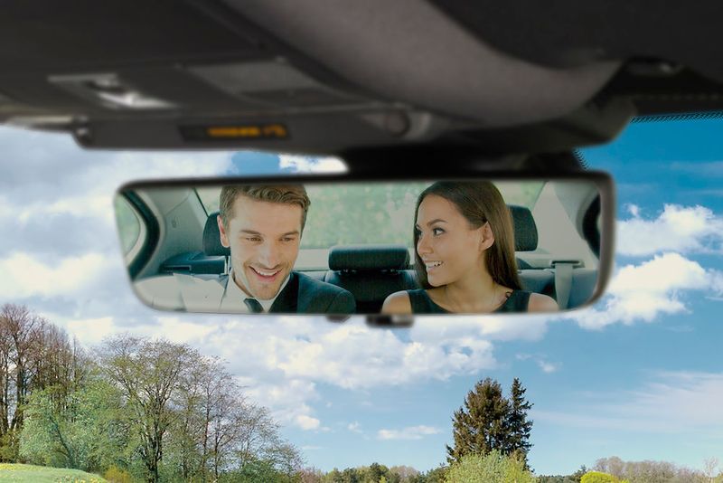 Der „Full Display Mirror“ von Gentex im Spiegelmodus. (Bild: Gentex)