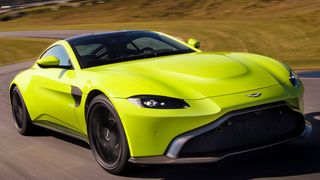 Vorhang auf für die zweite Generation des Aston Martin Vantage. (Bild: Aston Martin)