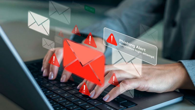 Cyberkriminelle hebeln MFA über gefälschte SSO-Portale mit dem MitM-Framework Evilginx aus. Mindestens 18 US-Universitäten wurden seit April 2025 attackiert.(Bild: ©  kucherav - stock.adobe.com)