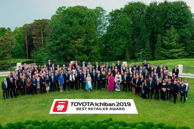 Insgesamt zeichnete Toyota 45 europäische Händler am Genfer See aus. (Toyota)