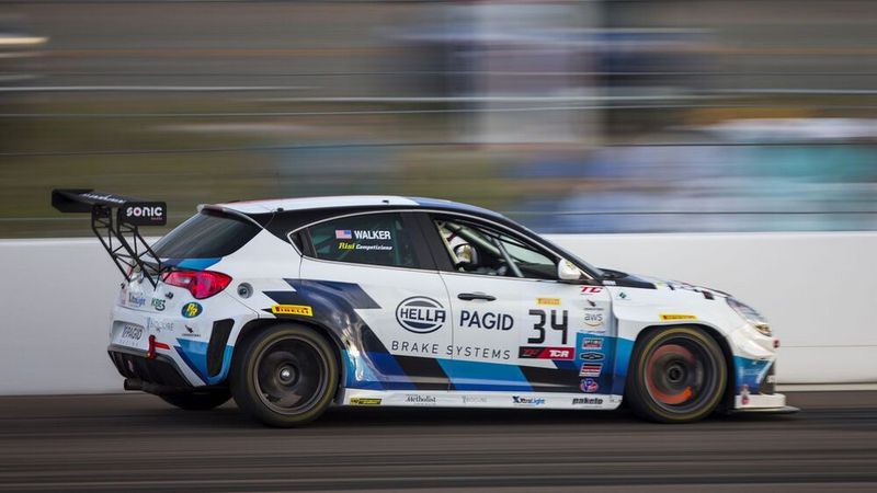 Motorsport-Knowhow für den Straßenverkehr (Hella Pagid GmbH )