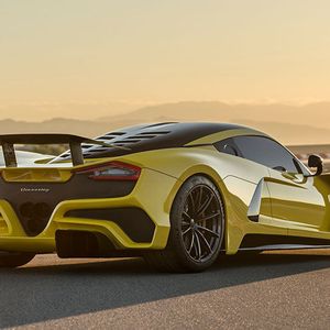 (Hennessey)