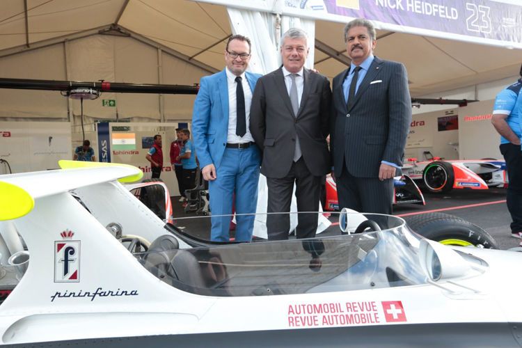 Das sind die Köpfe hinter den E-Auto-Plänen von Mahindra und Pininfarina: Michael Perschke (CEO Pinifarina), Paolo Pininfarina (Chairman von Pininfarina SpA) und Anand Mahindra (Firmenchef Mahindra). (Mahindra)
