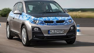 Ab Ende des Jahres 2013 soll der BMW i3 erhältlich sein. Die Präsentation findet auf der diesjährigen IAA statt. (Foto: BMW)