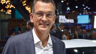 Online-Direktvertrieb über den Hersteller? Das solle es bei Porsche nicht geben, wie Porsche-Deutschland-Chef Alexander Pollich sagt. Die Händler investierten schließlich stark in die Marke. (Bild: Achter/»kfz-betrieb«)