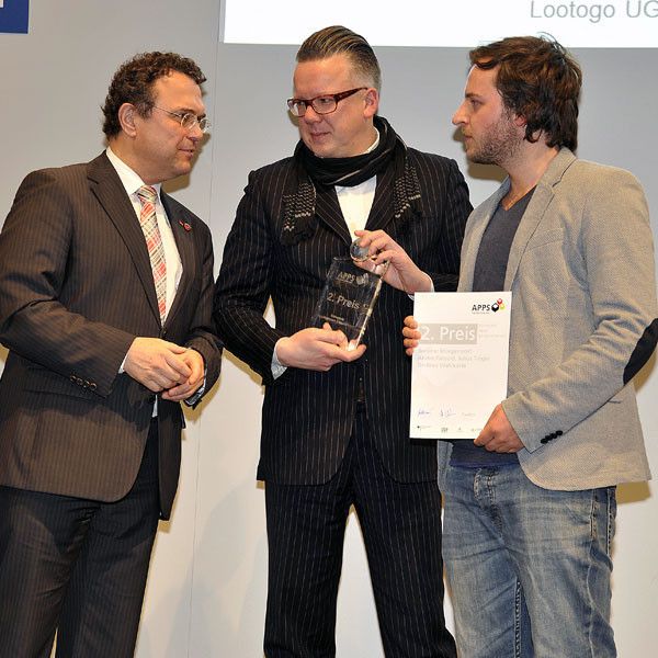 Julius Tröger und André Pätzold erhielten den zweiten Preis in der Kategorie Unternehmen  (Foto: Apps für Deutschland)