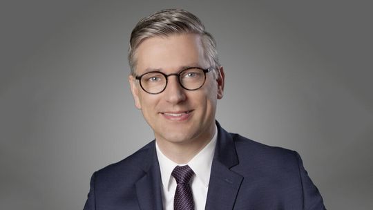 Jens Schüler übernimmt zum 1. Januar 2022 das Amt von Michael Söding. Schüler ist seit 2003 im Unternehmen tätig.(Bild:  Schaeffler)