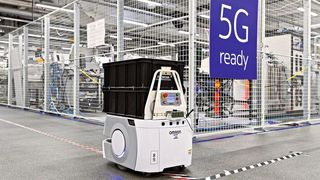 „Automated Guided Vehicles“ sind eine Anwendungsmöglichkeit von 5G. In sogenannten Campus-Netzwerken lassen sich alle Vorteile des Mobilfunkstandards nutzen. (Henri Luoma/Nokia)