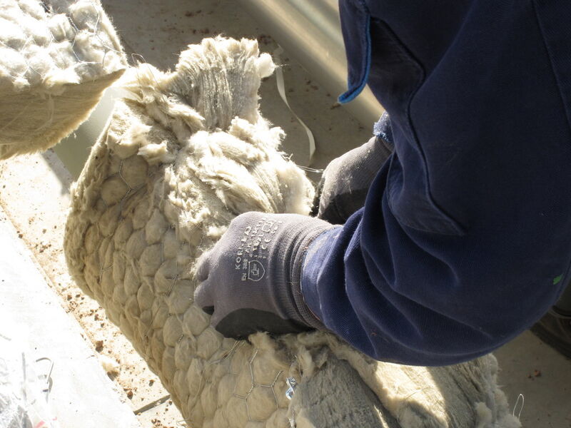 The wired mineral wool mats from Isover impressed Dow Chemical because it offers energy-efficiency and economy despite the higher initial cost. (Bild: Isover)