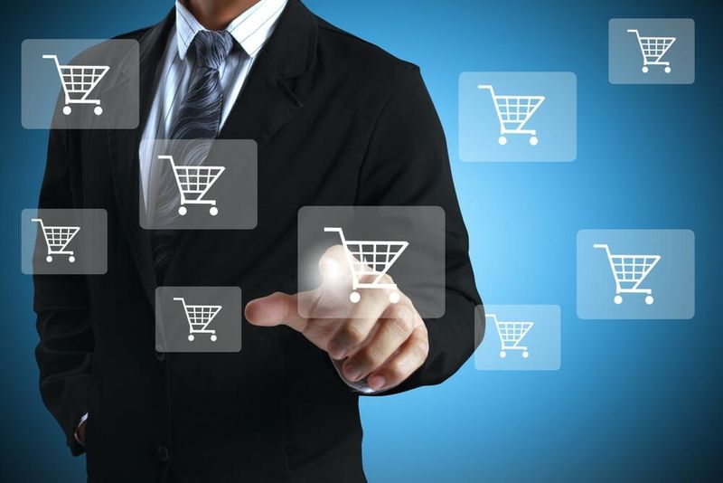 (Quelle:  Violetkaipa - Shutterstock)