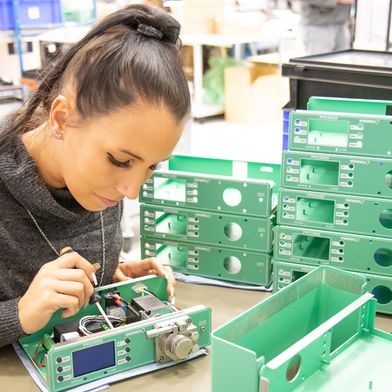 Die Vieweg Dosiertechnik, Anbieter von Lösungen für präzise Dosier- und Mischtechnik, expandiert in die Schweiz  (Bild: Vieweg)