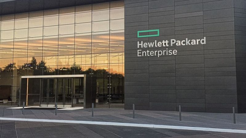 Hewlett Packard Enterprise (HPE) hat neue Cloud-Dienste für die Edge-to-Cloud-Plattform HPE Green Lake vorgestellt.(Bild:  HPE)