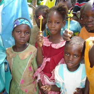 Viele Eltern sind zu arm, um sich Schulmaterial für ihre Kinder leisten zu können.(Bild:  Initiative Stifte stiften)