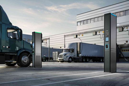 Die Betreiber gemischter Flotten müssen Investitionsentscheidungen unter hoher Unsicherheit treffen. Die "M-Series" adressiert diese Unsicherheit durch Erweiterbarkeit in 400-kW-Schritten und richtet damit Infrastrukturkosten am tatsächlichen Flottenwachstum aus.(Bild:  ABB E-mobility)