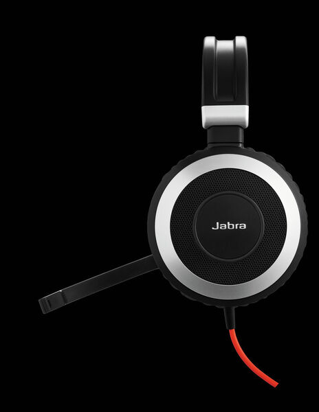 Jabra hat seine Headsets perfektioniert. Die neue Evolve-Serie bietet unter anderem aktive und passive Geräuschunterdrückung. (Jabra)