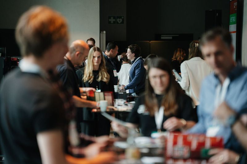 Networking Break mit Kaffee, Snacks und Stickern!  (Bild: Vogel IT-Medien GmbH)