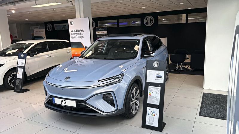 Im 900 Quadratmeter großen Autohaus in Singen sind knapp ein Viertel für MG vorgesehen. (Bild: Graf Hardenberg)
