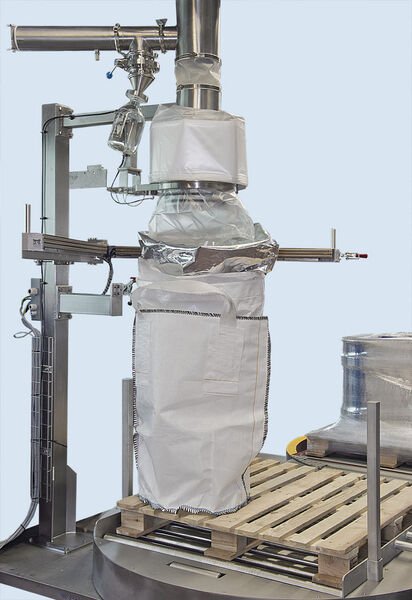 Big Bags kontaminationsfrei Befüllen und Entleeren mit Containment-Folien-System (Bild: Novindustra)
