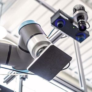 Greifer zur schonenden Handhabung von Gasdiffusionslagen (GDL).(Bild:  Schmalz)