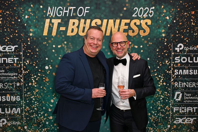 Ralf Schweitzer (l., GSD) und Maciej Wieczorek (ZOTAC) knobeln noch aus, wer von beiden auf der Party am längsten durchhalten wird. (Bild: Hannes Magerstädt)