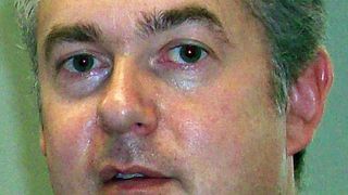 „Dort, wo herkömmliche Pressen bei höchstfesten Materialien an ihre Grenzen stoßen, ist die Warmumformung eine Alternative“, beschreibt Prof. Kurt Steinhoff, Inhaber des Lehrstuhles für Umformtechnik, die Ansatzpunkte. Bild: Munde (Archiv: Vogel Business Media)