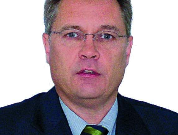 Dipl.-Ing. Frank Wiedemann, Geschäftsführer der Nord Electronic Drivesystems GmbH: „Die intelligente elektronische Regelung ist in vielen Antriebs-anwendungen der wichtigste und wirkungsvollste Schritt, um Verbrauchskosten zu senken und knappe Ressourcen zu schonen.“ Bild: Schäfer (Archiv: Vogel Business Media)
