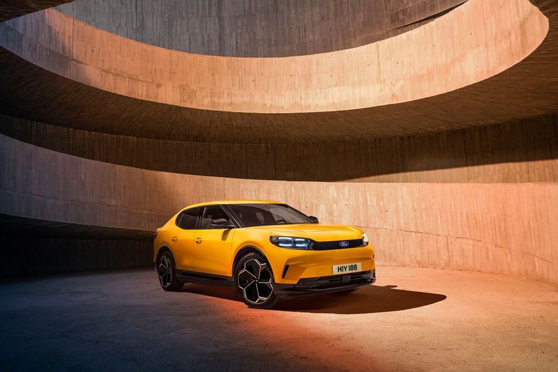 Der Preis des Capri soll rund 2.000 Euro über dem Explorer liegen. Los geht´s damit bei rund 52.000 Euro. (Bild: Ford)