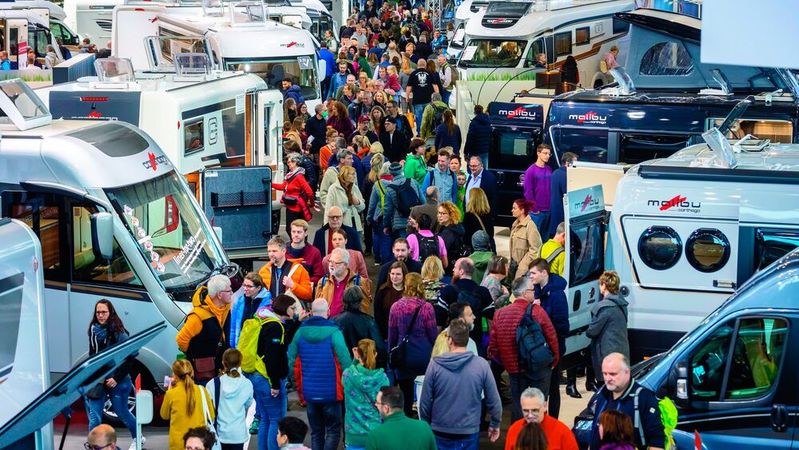 Die Stuttgarter Messe CMT (Caravaning, Motor, Touristik) ist für die Caravaning-Branche zum Jahresstart ein Gradmesser für die Stimmung der Verbraucher.(Bild:  CMT)