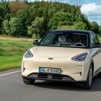 Der Geely-Konzern ist seit kurzem auch mit seiner Kernmarke Geely in Deutschland vertreten. (Bild: Geely)
