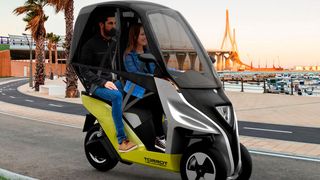 Ende 2018 will Torrot mit dem Velocipedo einen Roller mit Sicherheitszelle anbieten. Den Scooter darf man ohne Helm fahren. (Torrot)