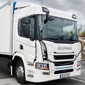 Der Scania 25 P ist ein elektrischer Lkw für die Kurz- und Mittelstrecke.(Bild:  Scania)