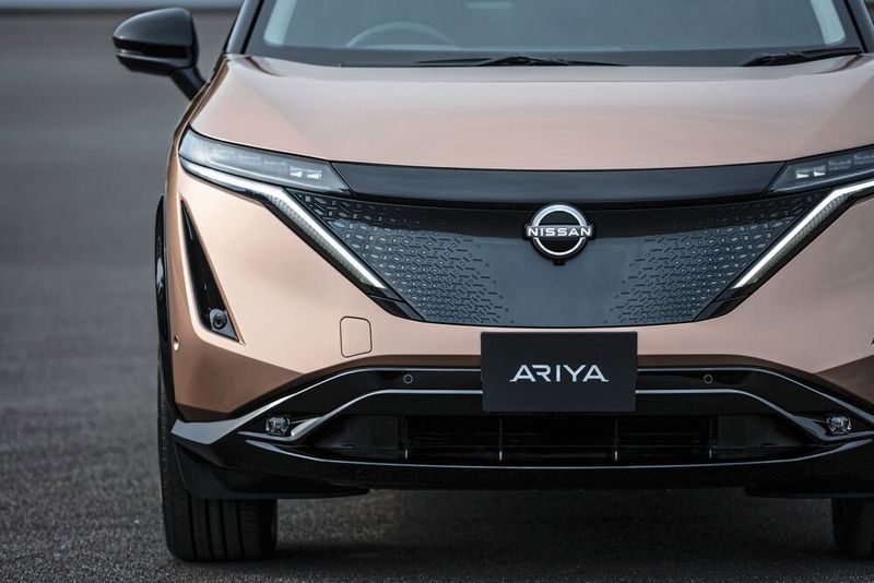 Das erste Modell mit dem neuen Logo wird das E-SUV Ariya sein, das 2021 am Markt startet. (Bild: Nissan)