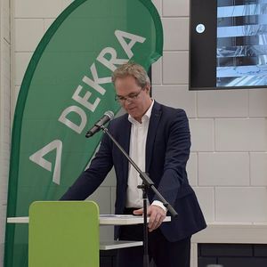 (Rosenow/»kfz-betrieb«)