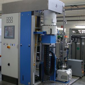 Gasdrucksinteröfen von FCT sind mit ausgeklügelter Mess- und Sicherheitstechnik ausgestattet.