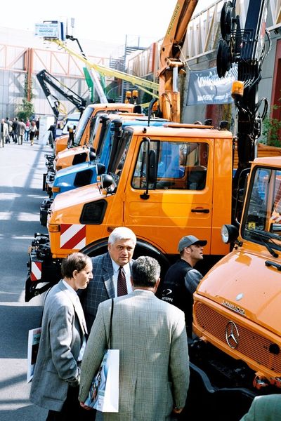 Von Beginn an fand die Messe mit Freigelände statt. Im Bild: das Freiglände des Nürnberger Messezentrums im Jahr 2002. (Bild: Hess)