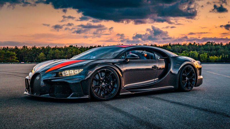 Die offizielle Höchstgeschwindigkeit des Chiron Super Sport 300+ liegt bei 440 km/h – gefahren ist der Chiron Super Sport im Jahr 2019 sogar 490 km/h. (Bild: Bugatti)