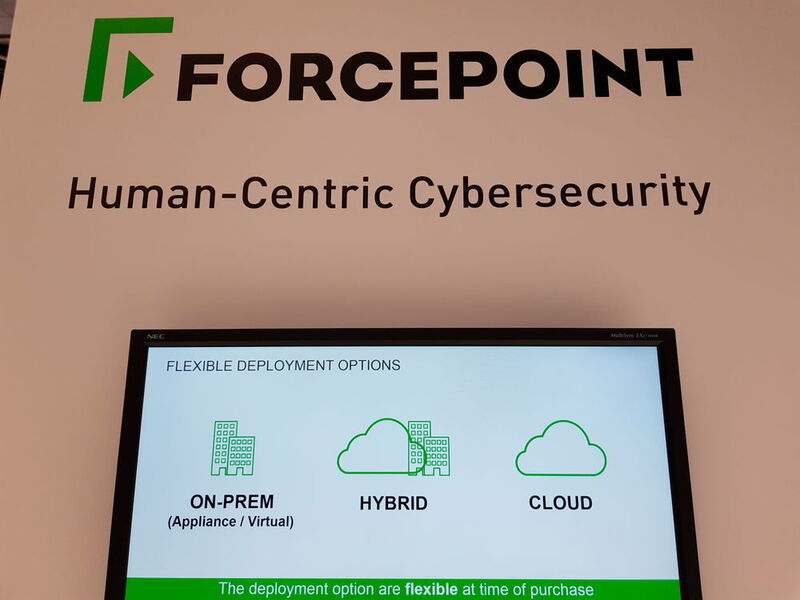 Forcepoint

Forcepoint stellt den Menschen in den Vordergrund und ist auf „Human-Centric-Cybersecurity“ spezialisiert. Die Lösung schützt Nutzer und deren Interaktionen vor Fehlern und erkennt Anomalien.

Mehr Informationen unter 