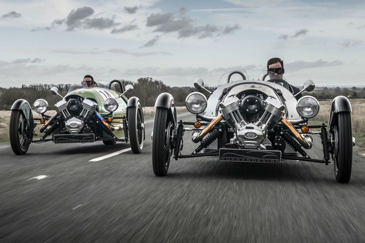 Vorn ist ein Zweizylinder-V-Motor mit zwei Liter Hubraum verbaut. (Bild: Morgan)