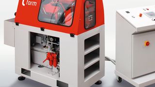 Die Rohrumformmaschine T-Form SRM 622 von Transfluid ermöglicht das gestalten nahezu frei geformter Geometrien. (Bild: Transfluid)