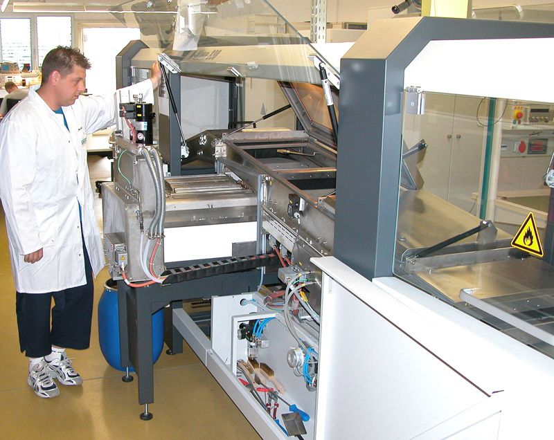 Lötmaschine-Bleifrei-3-klein_FOTO_00_20050601.jpg ()